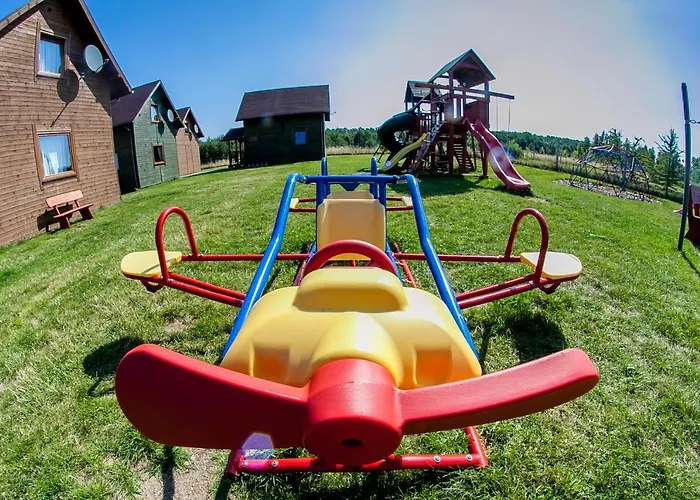 Alojamento de Turismo Selvagem Amber Letniskowe Lubiatowo (Pomerania)