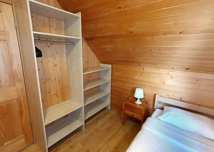 Amber Letniskowe Alojamento de Turismo Selvagem Lubiatowo (Pomerania)