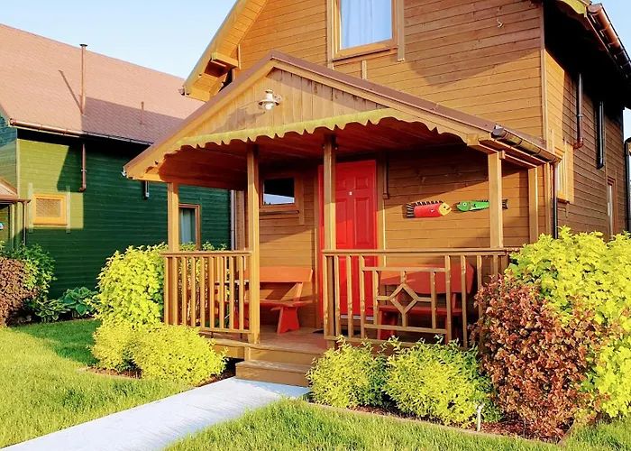 Amber Letniskowe Alojamento de Turismo Selvagem Lubiatowo (Pomerania)