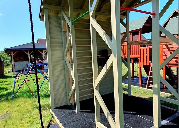 Alojamento de Turismo Selvagem Amber Letniskowe Lubiatowo (Pomerania)